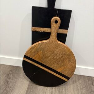 Wood and Black Cutting Board Set